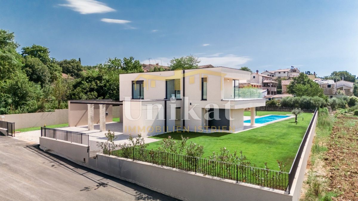 Splendida villa nuova con piscina e sauna, 303 m2 - chiavi in mano